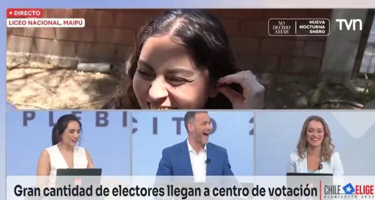 Vocal de mesa elogia a Iván Núñez en plena transmisión: “A mí me encantas tú”