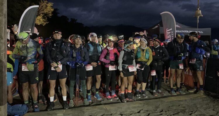 Casi un centenar de deportistas estuvo en la largada de 100K de Vulcano Ultra Trail.