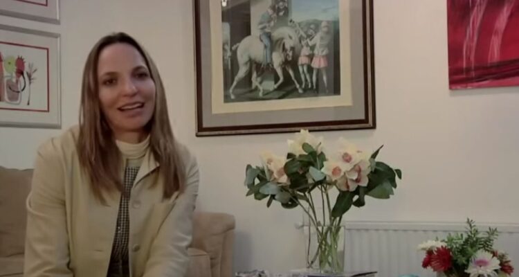 Ximena Restrepo habría insultado a staff del Team Chile.