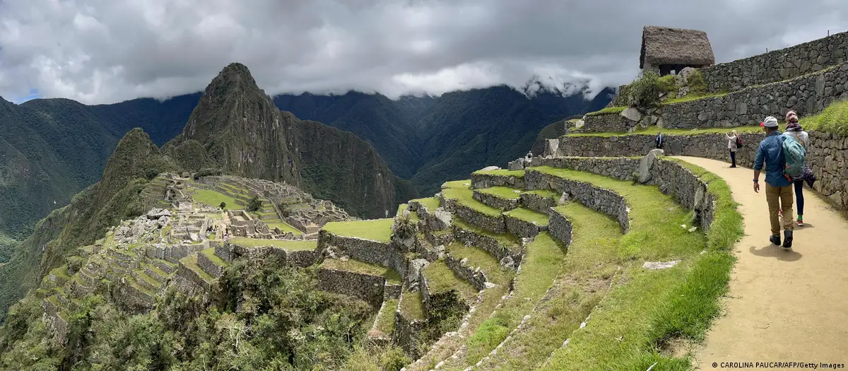 Daños por turismo en Machu Picchu