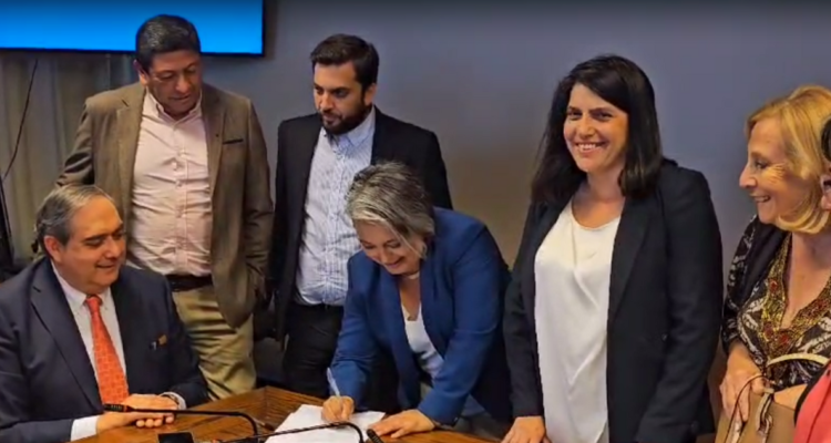 acuerdo bancada IND-PPD gobierno