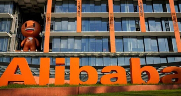 Alibaba sube en la bolsa ante compra de acciones de sus fundadores