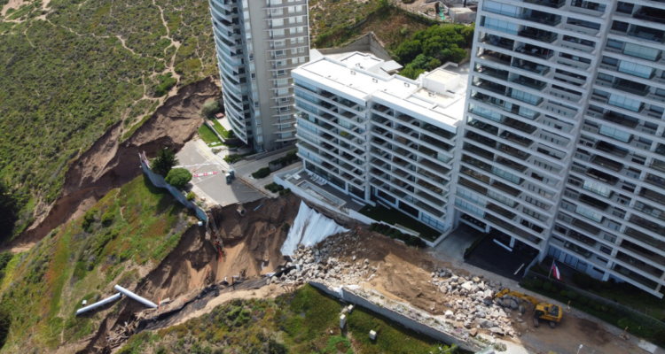 Gobierno ha gastado $244 millones en afectados por socavones en Viña: reposición estaría a fin de año