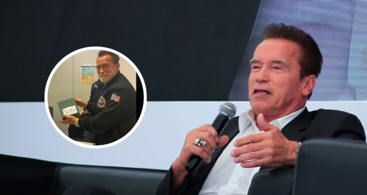 El actor Arnold Schwarzenegger en una charla y en la miniatura el reloj en cuestión
