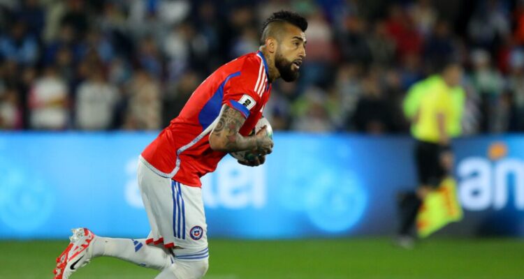 Arturo Vidal contestó al interés del América de Cali