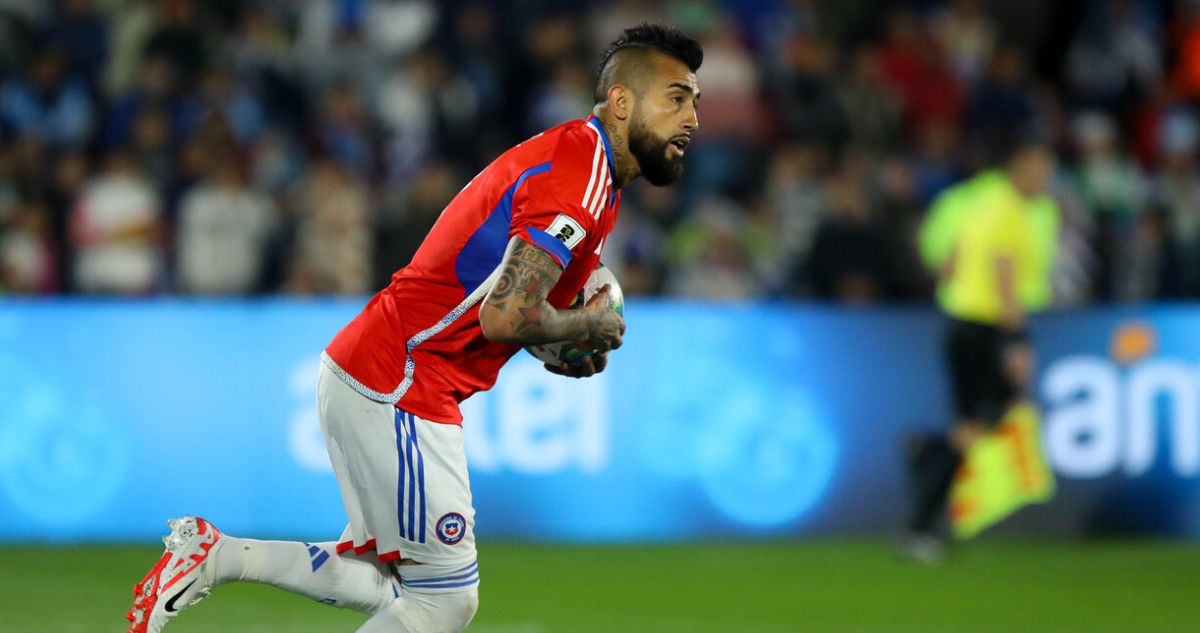 Arturo Vidal contestó al interés del América de Cali
