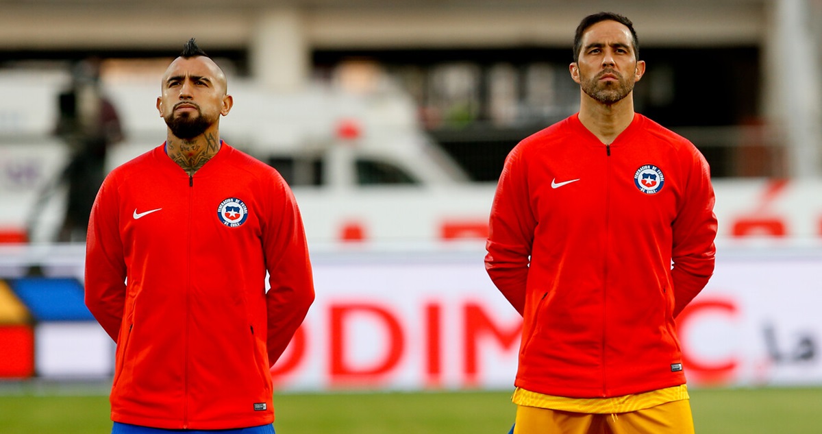 Arturo Vidal prometió convencer a Claudio Bravo para que vuelva a Colo Colo.