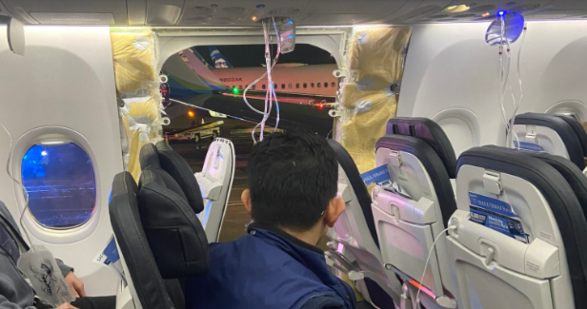 Avión pierde su fuselaje en EEUU