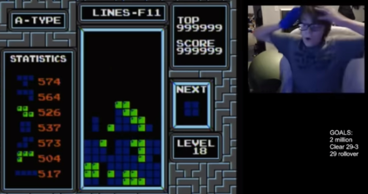 Un niño de 13 años se convirtió en la primera persona de la historia que ganó en el Tetris