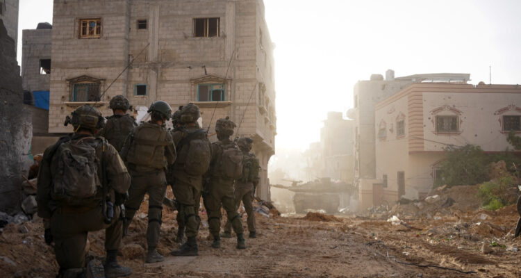 Bombardeos israelíes en Gaza han asesinado a más de 24.100 personas en 101 días de guerra