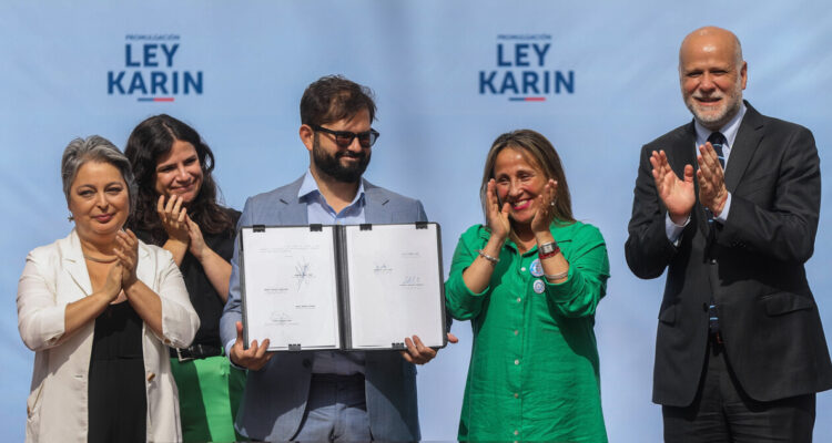 Presidente Gabriel Boric promulga Ley Karin: “Va a salvar vidas”