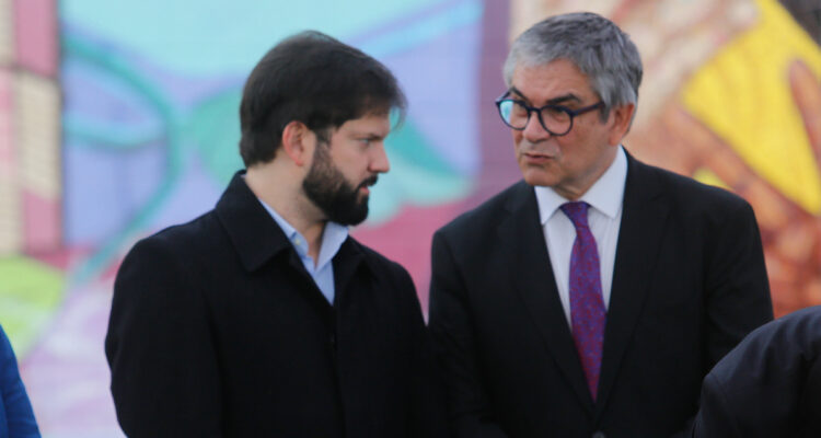 Gobierno informa que emitió nuevo bono por US$1.700 millones para financiar programas sociales