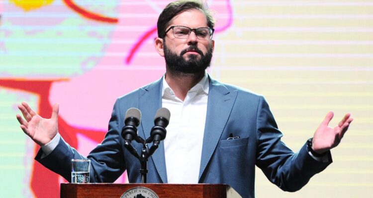 Presidente Boric detalla que revocará pensiones de gracia a personas condenadas por crímenes violentos