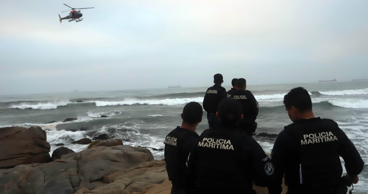 BÚSQUEDA DE TURISTA ARRASTRADO POR OLAS EN PLAYA DE SANTO DOMINGO
