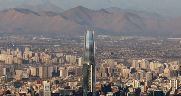 Decretan Alerta Roja en la región Metropolitana por calor extremo de esta semana