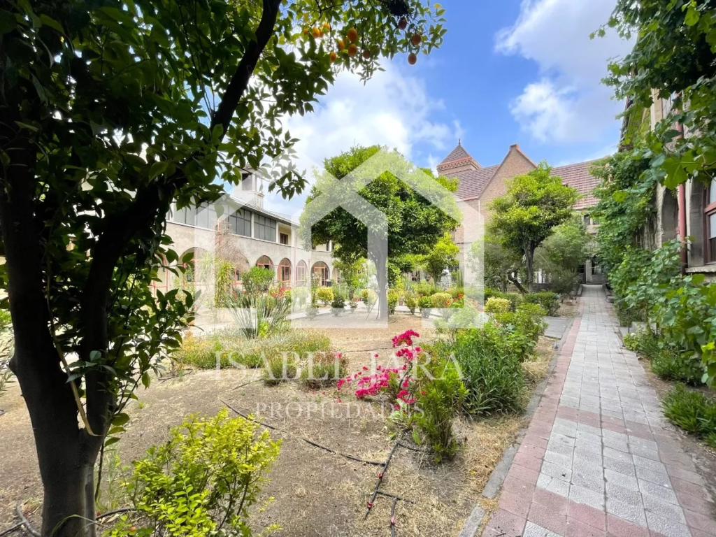 Cuesta 7,7 millones de dólares: centenario y "exquisito monasterio francés" de Ñuñoa está a la venta