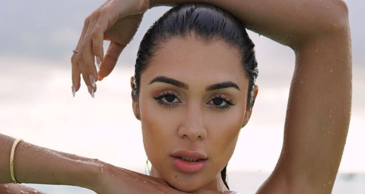 Alexandra Méndez, “La Chama” en referencia a planes de seguir en Chile