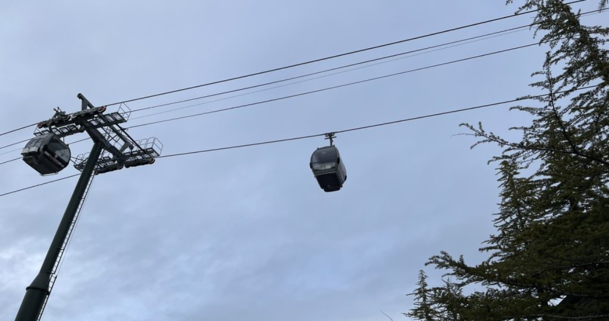 chilena atrapada en góndola centro de esquí