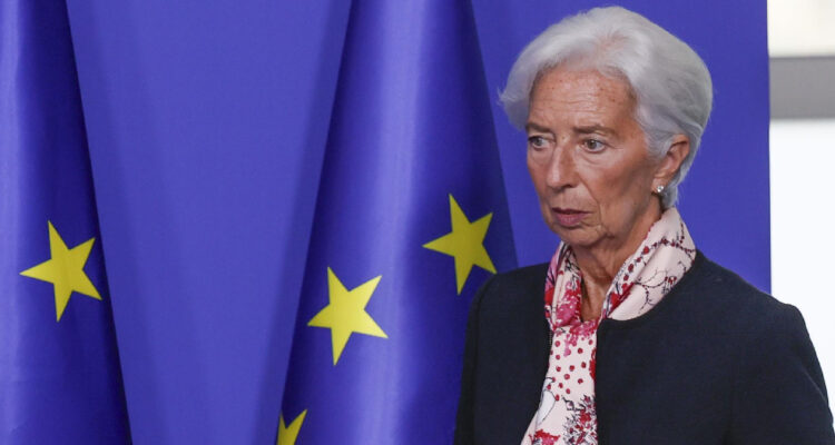 La presidenta del Banco Central Europeo, Christine Lagarde, a su llegada a una rueda de prensa tras la reunión del Eurogrupo celebrada en la Ciudad de la Cultura de Santiago de Compostela el 15 del 09 de 2023