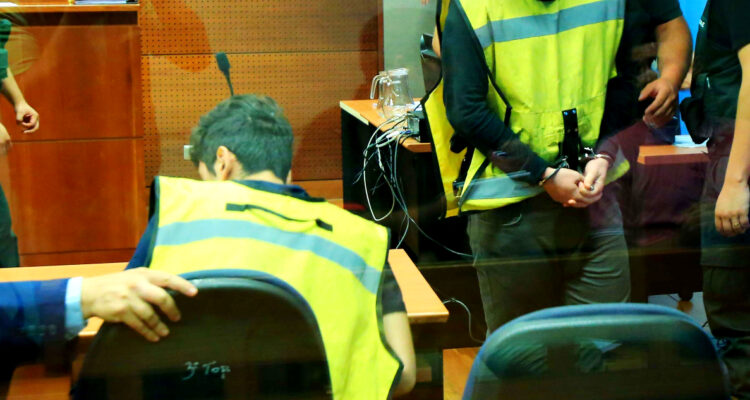 Presidio perpetuo y 20 años de cárcel para condenados por matar y robar a excarabinero en Los Lagos