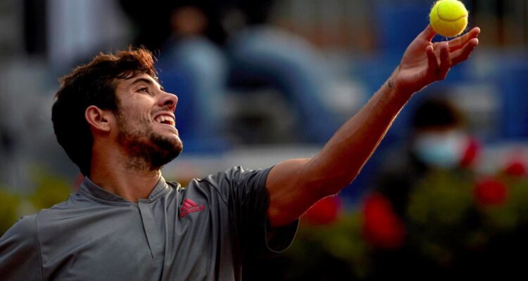 Un Cristian Garin recuperado del hombro debuta en el Abierto de Australia: rival, hora y dónde ver