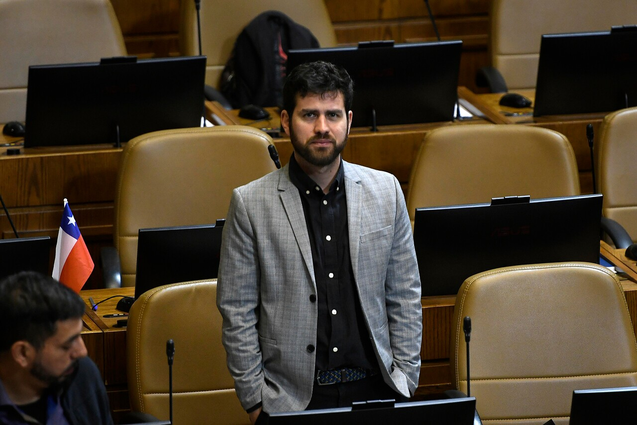 Demócratas mantendrá congeladas las relaciones con el Gobierno mientras diputado Ibáñez no se disculpe