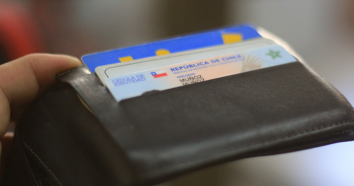 Más de 76 mil personas han cambiado orden de sus apellidos en Chile: González y Rojas lideran ranking