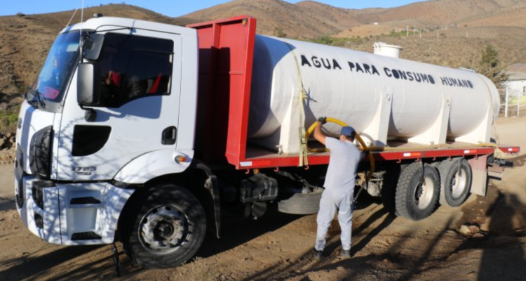 Escasez hídrica en provincia de Chiloé: este fin de semana estarían operativos 16 camiones aljibes