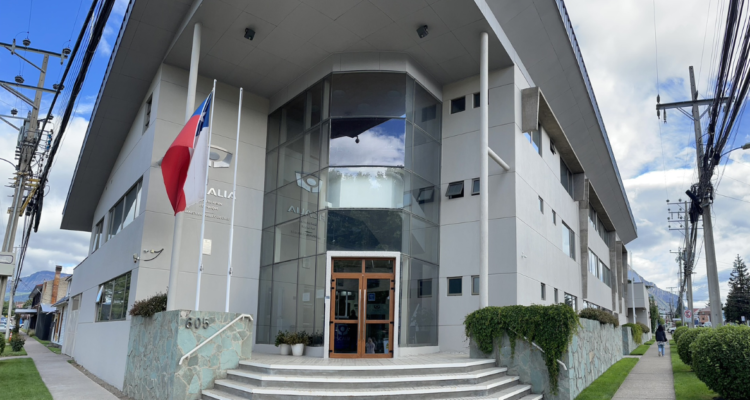 Coyhaique: Fiscalía condena a 8 años de presidio para autor de abusos sexuales en contra de 3 menores