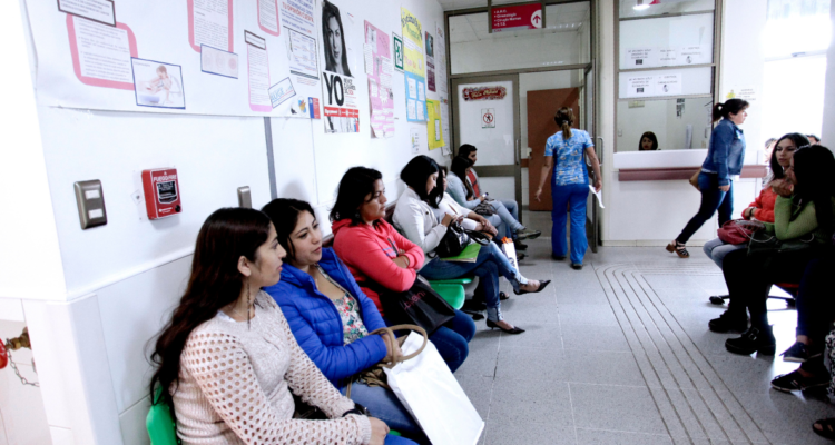 Diputados alertan cifras en torno a las personas que fallecen en listas de espera: aumentó un 62%