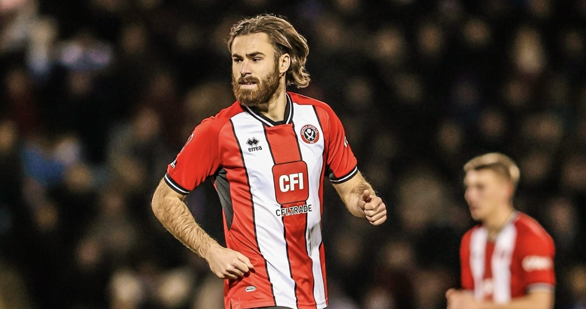 Ben Brereton en su debut con el Sheffield United.