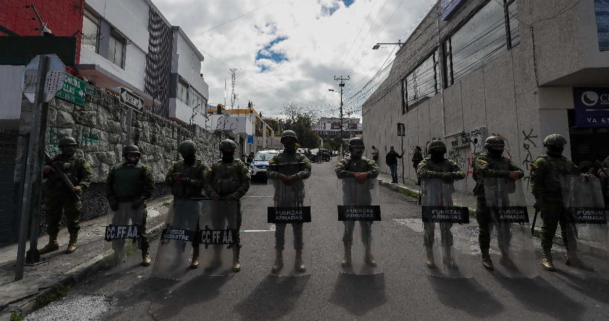 Ecuador considerará como “terroristas” a fiscales que ayuden a delincuentes: “No más gobiernos tibios”
