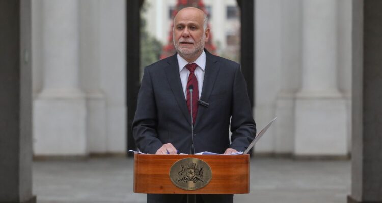 Elizalde a camioneros: “Un mejor Chile no se construye a través de ultimátum, sino que de diálogo”