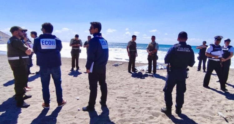 Encuentran cadáver de una mujer en playa de Antofagasta