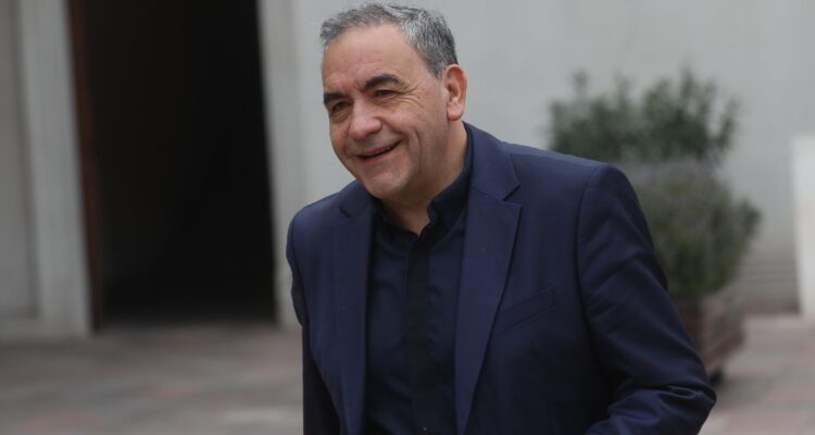 Caso Convenio: Espinoza (PS) asegura que lo quisieron callar y que deben investigar entorno de Jackson