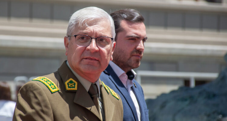 Vallejo asegura que hay “una solicitud de formalización” contra el general Yáñez por mando en el 18/O