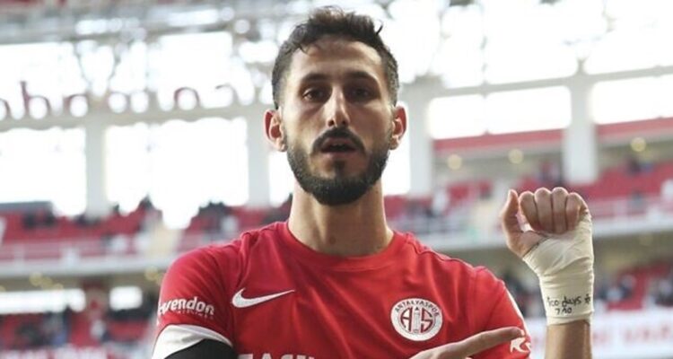 El israelí Sagiv Jehezkel fue detenido en Turquía por su mensaje sobre Hamás.