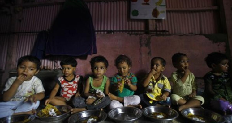 Un sistema de inteligencia artificial (IA) en India es acusado de denegar injustamente subsidios alimentarios a millones de ciudadanos.