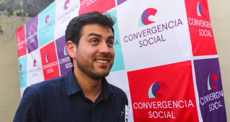 Ibáñez no se disculpa con Demócratas y critica a quienes no respetaron acuerdo por Reforma Previsional