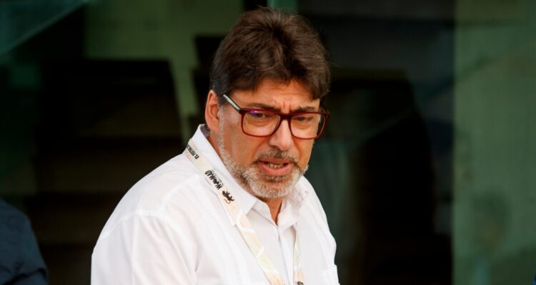 Ordenan alzamiento del secreto bancario de cuenta de asociación de Farmacias Populares