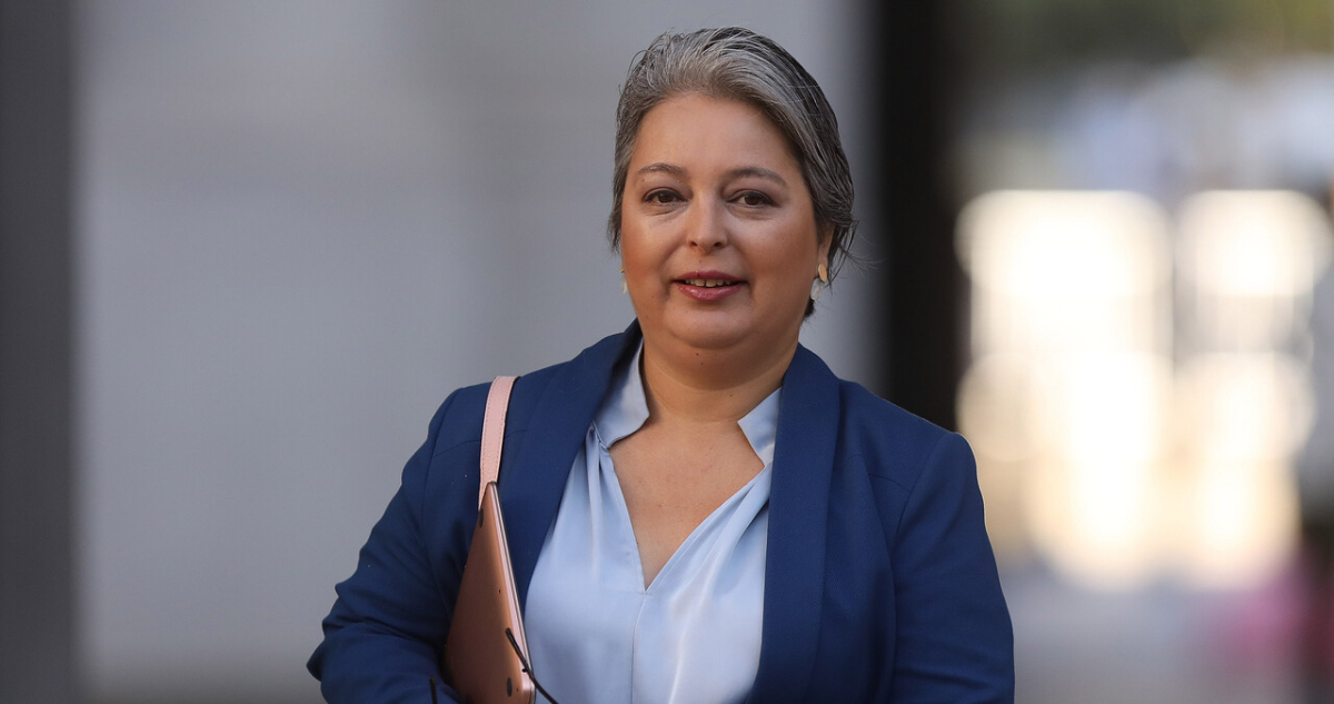 Ministra Jara descarta “inexperiencia” por no registrar reuniones en casa de lobbista Zalaquett