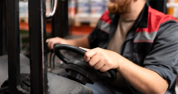 Alza en empleos temporales de verano