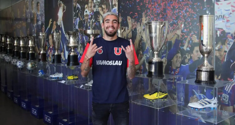 Gabriel Castellón fue presentado como nuevo refuerzo de La U.