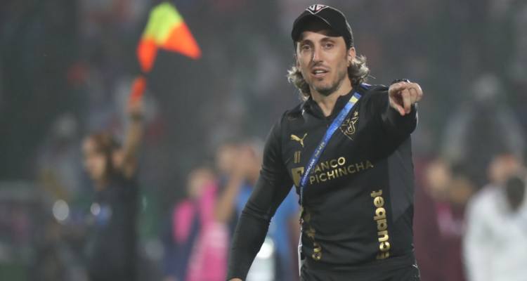 Aseguran que el acuerdo entre Luis Zubeldía y Colo Colo está casi cerrado.