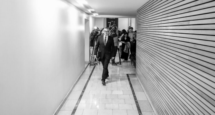 Al menos 20 citas con empresarios: Marcel buscará atraer inversionistas en Foro Económico en Suiza