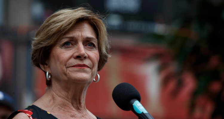 Matthei dice que básicamente las pensiones de gracia fueron una forma de pagarle a los violentistas