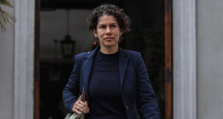 Ministra Rojas detalla tercera reunión en casa de lobbista Zalaquett: entregó nombre de empresarios