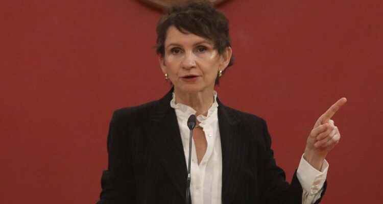 Tohá y procedimiento para entrega de pensiones de gracia: “Estaba definido cuando nosotros llegamos”