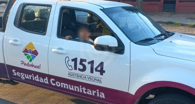 Encuentran a pequeño niño con síndrome de Down caminando por Pudahuel: estaba semidesnudo