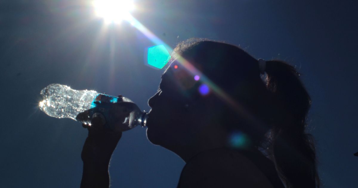 Ola de calor: hasta $4 millones de multa arriesgan empresas que no entreguen protección solar